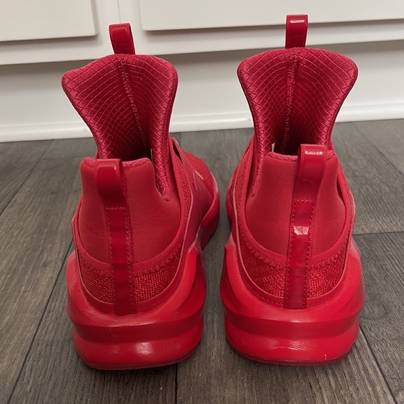 Red Puma Sneakers size 9 - Picture 3 of 6